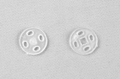 Кнопки пришивные пластиковые 10 мм, блистер 24шт, цв.-прозрачные - купить в Шадринске. Цена: 48.41 руб.